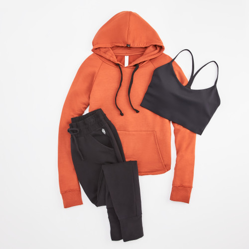 take it easy: black joggers